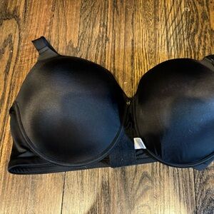 Ashley Stewart bra. Size 44DD.  Black new with tags.